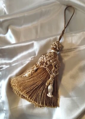 Vtg gold ivory white Tassel Furniture Key Fob silk cotton Victorian boudoir - Image 1 of 4