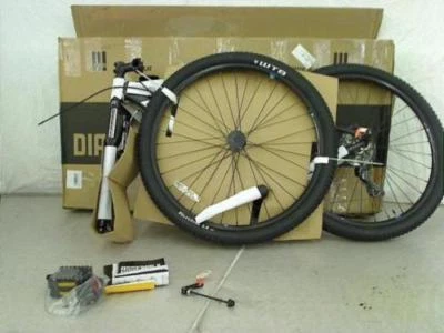 Diamondback Overdrive V 29er Mountain Bike 29" Wheels 16" Frame Sport 2013 Black - Image 1 of 4