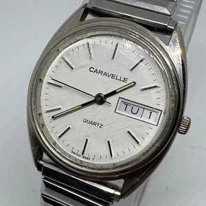 VTG Caravelle Bulova Swiss Quartz Watch 8992 Men Silver Stretch Date New Battery - Picture 1 of 6