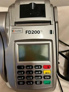 FIRST DATA FD200 CREDIT CARD TERMINAL MACHINE VGC - Picture 1 of 4