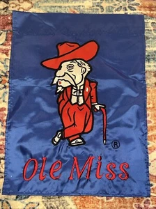 Ole Miss Rebels Col Reb Garden Flag New RARE Old Logo Banner - Picture 1 of 2