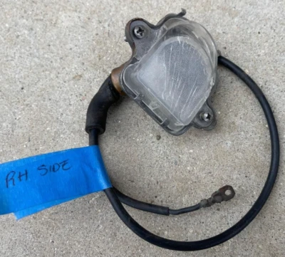 X CHRYSLER IMPERIAL LUZ DE PLACA TRASEIRA ESQUERDA 1956 56 FABRICANTE DE EQUIPAMENTO ORIGINAL - Imagem 1 de 4