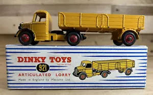 Vintage Dinky Toys #921 Articulated Lorry Made In England By Meccano LTD. - Picture 1 of 16