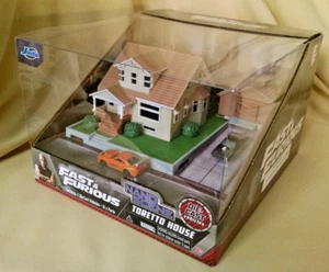 FAST & FURIOUS HOUSE TORETTO NANO SCENE JADA 2023 NEW DIE CAST DOM'S DIORAMA. - Picture 1 of 13