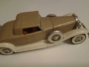 WUNDERSCHÖNES Modell Maßstab 1/43 von DUESENBERG J 1931 creme von SOLIDO - Bild 1 von 1