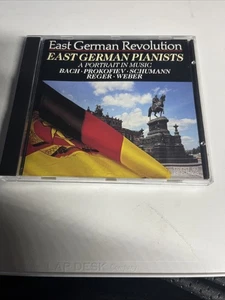 EAST GERMAN REVOLUTION : EAST GERMAN PIANISTS - A PORTRAIT IN MUSIC. CD 1990 - Imagen 1 de 5