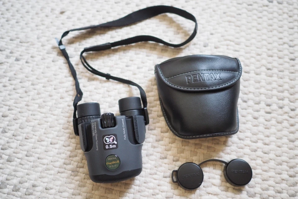 PENTAX Papilio II 8.5x21 Poro Prism Extreme Close-Focusing 0.5m/1.6ft Binoculars - Image 1 of 4