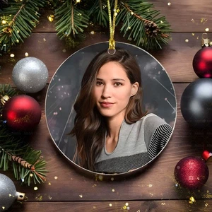 Kelsey Asbille Weihnachtsschmuck - Promi Ornament Geschenke für Fans - Bild 1 von 5