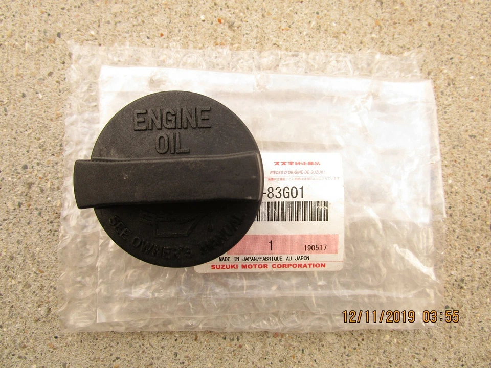 FITS: 02 - 07 SUZUKI AERIO S SX LX GL GLS 4D SEDAN ENGINE OIL FILLER CAP OEM NEW - Image 1 of 4