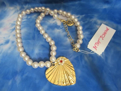 Betsey Johnson Heart Pendant Charm Faux Pearl Bead Strand Statement Necklace NWT - Image 1 of 3