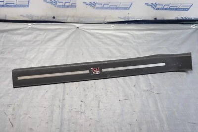 Nissan GT-R GTR R35 VR38 2015 3,8 L OEM conjunto de cubierta de umbral de puerta de pasajero #1500 Foto 1 de 4