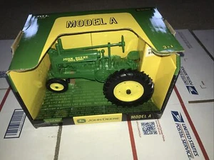 ERTL 1934 John Deere Model A Tractor 1/16 Scale Die-cast Metal NEW - Picture 1 of 6