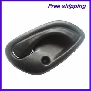 Inside Front Rear Right Side Door Handle Black For 99-04 Chevy Chevrolet Tracker - Picture 1 of 6