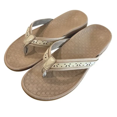 Vionic Cassandra Orthopedic Comfort Thong Sandals Beige Womens Sz 8.5 Flip Flops - Image 1 of 4