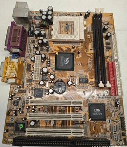 Socket 370 *Tualatin+ISA* Jetway J-603TCFL (VIA PLE133T) ISA, PCI, CPU & 256 MB - Picture 1 of 9