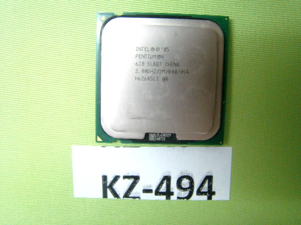 Intel Pentium 4 630 SL8Q7 3GHz/2MB/800Mhz Socket/Socket LGA775 #KZ-494 - Image 1 of 1