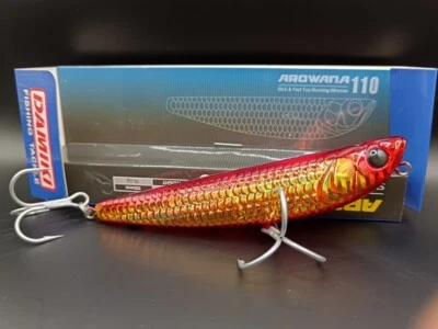 Señuelo de pesca DAMIKI AROWANA 110, color dorado Arowana funcionamiento rápido Minnow. Foto 1 de 4