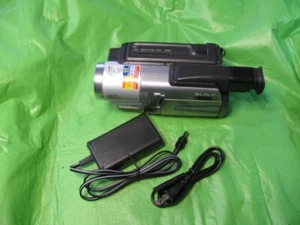 Sony CCD-TRV68 Hi8 Camcorder - Record Transfer Play back Video 8MM - TESTED WORK - Picture 1 of 10