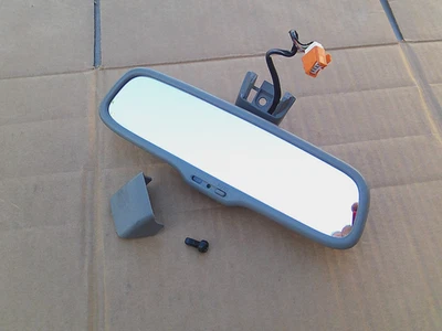 2000 2001 Lexus ES300 Rear View Mirror With Automatic Dimming Factory OEM - Image 1 of 4