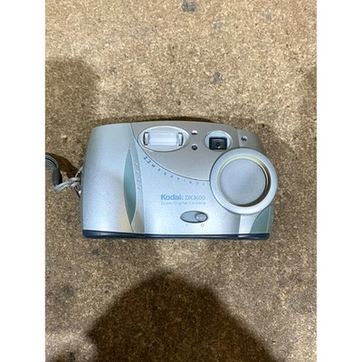 Kodak EasyShare DX3600 Point & Shoot Digital Camera 2x Optical Zoom - For Parts - Image 1 of 4
