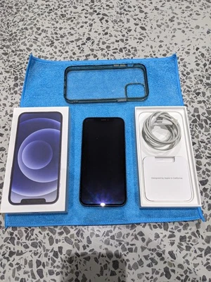 Apple iPhone 14 - 128 GB - Midnight (Unlocked) - Image 1 of 4