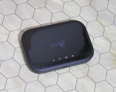 BT HALO BT70 Mini Hub 4G UNLOCKED Mobile Internet WIFI Wireless Modem Unlocked - Image 1 of 4