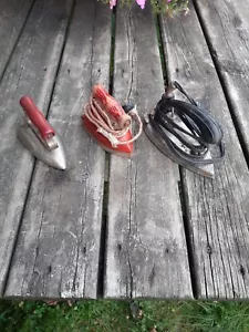 Lot 3 Vintage electric travel irons - Picture 1 of 3