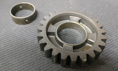 04 05 Contraeje de engranajes de despegue Honda TRX450R 3RD 24 dientes 23451-HP1-670 con COL Foto 1 de 3