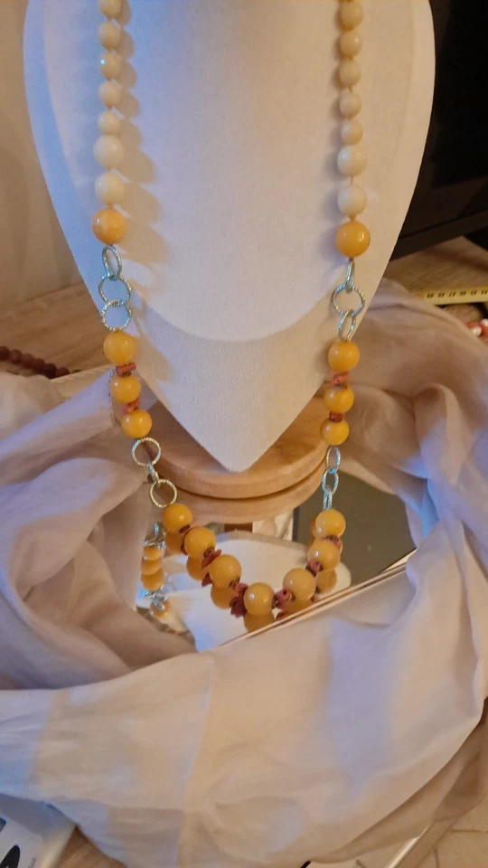 Collana VINTAGE In Pietre Dure Giada E CORALLO DI SCIACCA - Immagine 1 di 4