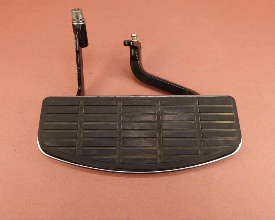 Harley-Davidson Road Glide 2000-2006 placa de piso delantero izquierdo FLTRI Foto 1 de 4