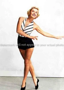 Doris Day RARE COLOR Photo 309 - Picture 1 of 1