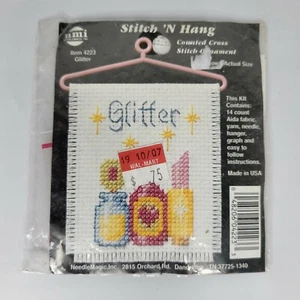NEU NMI Gezählt Kreuzstich Set Stitch N Hang Kit Weihnachten Glitzer Kerzen - Bild 1 von 3