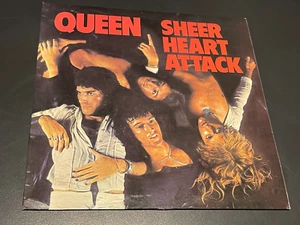 Queen - Sheer Heart Attack - Vinyl Record LP Album - 1974 EMI Records - EMC 3061 - Picture 1 of 6