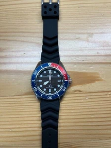 SEIKO Prospex SBDJ053 V157-0DP0 Black Dial Analog Quartz Men's Watch Used - Picture 1 of 11