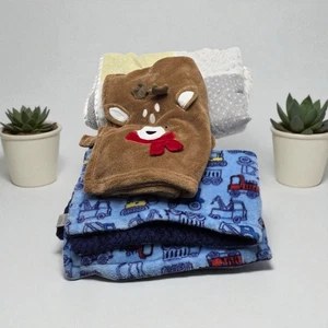 Acogedora comodidad: lote de 3 mantas de felpa para bebé/niño pequeño (talla única) - Imagen 1 de 11
