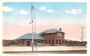 1916 DL&W RR Station Washington NJ post card - Picture 1 of 2
