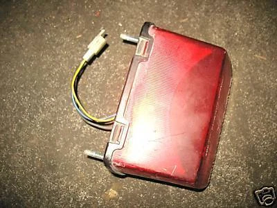 86 YAMAHA FZ600 FZ 600 F1 F1R TAILLIGHT TAIL LIGHT ASSY Foto 1 de 1