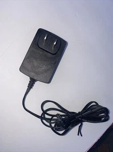 Alimentatore originale Verifone Au-79DMu I.T.E 8V 2,25A caricatore PWR-252-011-02A  - Foto 1 di 3