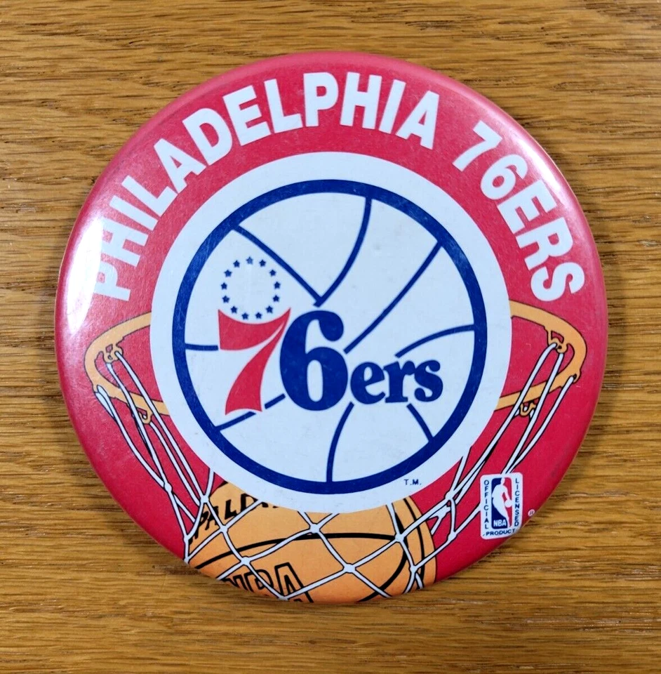Philadelphia 76ers Pinback Button Vintage Red White Badge Pin NBA Basketball - Image 1 of 3