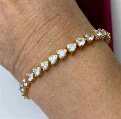 Brazalete de tenis para mujer de diamantes creados en laboratorio con corazón de 10 quilates enchapado en oro amarillo de 14 quilates Foto 1 de 4