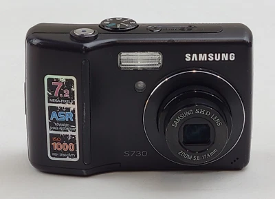 Cámara digital Samsung S730 7,2 MP - negra - *PROBLEMA DE PANTALLA* Foto 1 de 4