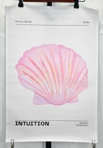 Poster su tela mostra galleria conchiglie mare rosa serie Groovy 1970 Intuition - Foto 1 di 2