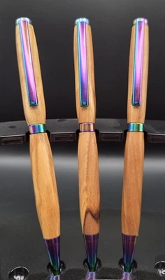 Juego de 3 bolígrafos Slimline de madera de olivo torneados a mano Foto 1 de 4