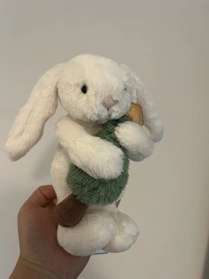 Jellycat Bashful Bunny mit Weihnachtsbaum - Nagelneu mit Etikett  - Bild 1 von 4