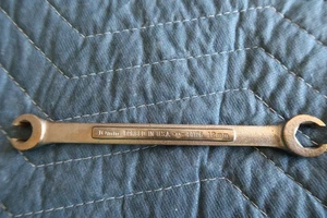 Vintage Craftsman 10mm X 12mm VA 44176 Flare Nut Wrench USA Great Shape! see pic - Foto 1 di 8