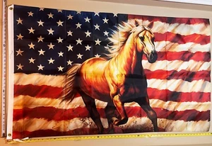 Bandiera Cavallo SPEDIZIONE GRATUITA Pesce Caccia Nuova Outdoor USA Insegna Trump Redneck 3x5' - Foto 1 di 1