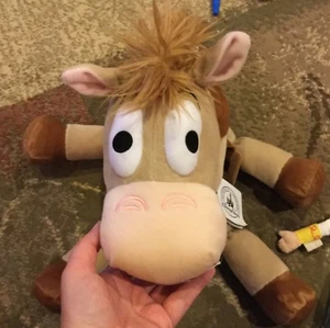 Juego de Peluche Toy Story Nuevo con Etiquetas Bullseye y Usado en Excelente Condición Jessie - Imagen 1 de 4