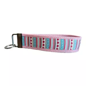 Portachiavi a righe cuore braccialetto fatto a mano tessuto portachiavi regalo patchwork San Valentino - Foto 1 di 5