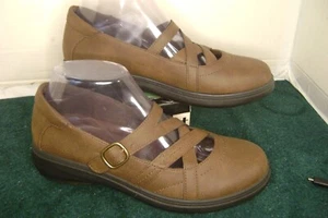Women's Size 7.5 M EASY SPIRIT Brown MaryJane Casual Shoes 31-5254 - Picture 1 of 11