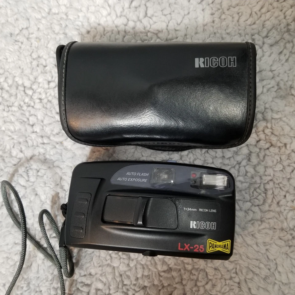 Ricoh LX-25 Panorama Panoramic 35mm Point & Shoot Camera With Case - Image 1 of 4
